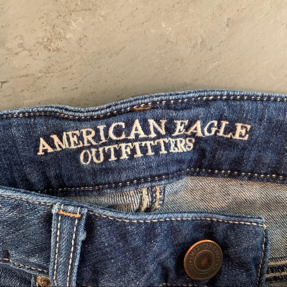 American Eagle size 4 Jean shorts - Picture 2 of 4